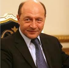 Traian Basescu: Tinta noastra de aderare la zona euro trebuie sa ramana 2015